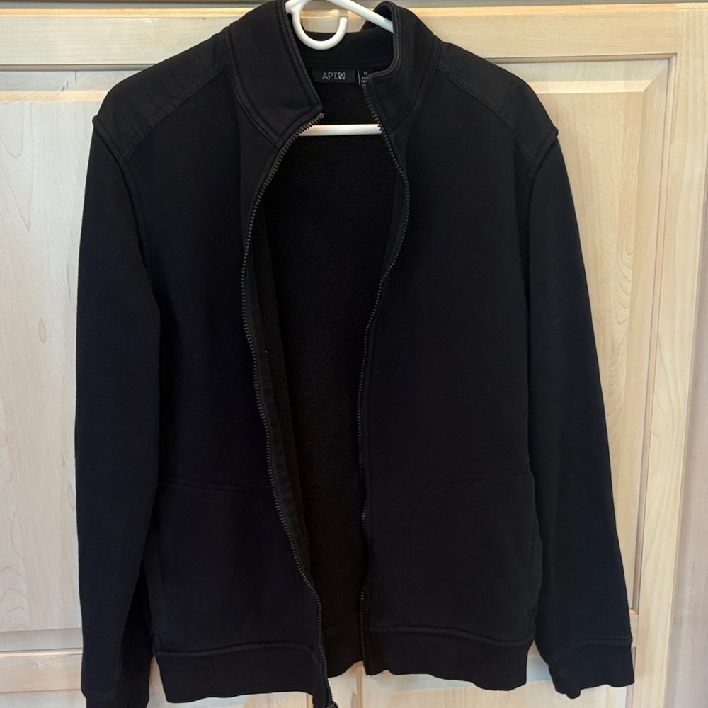 Apt 9 Classic Black Zip-Up Sweatshirt Men’s Medium with Pockets. - Picture 11 of 13